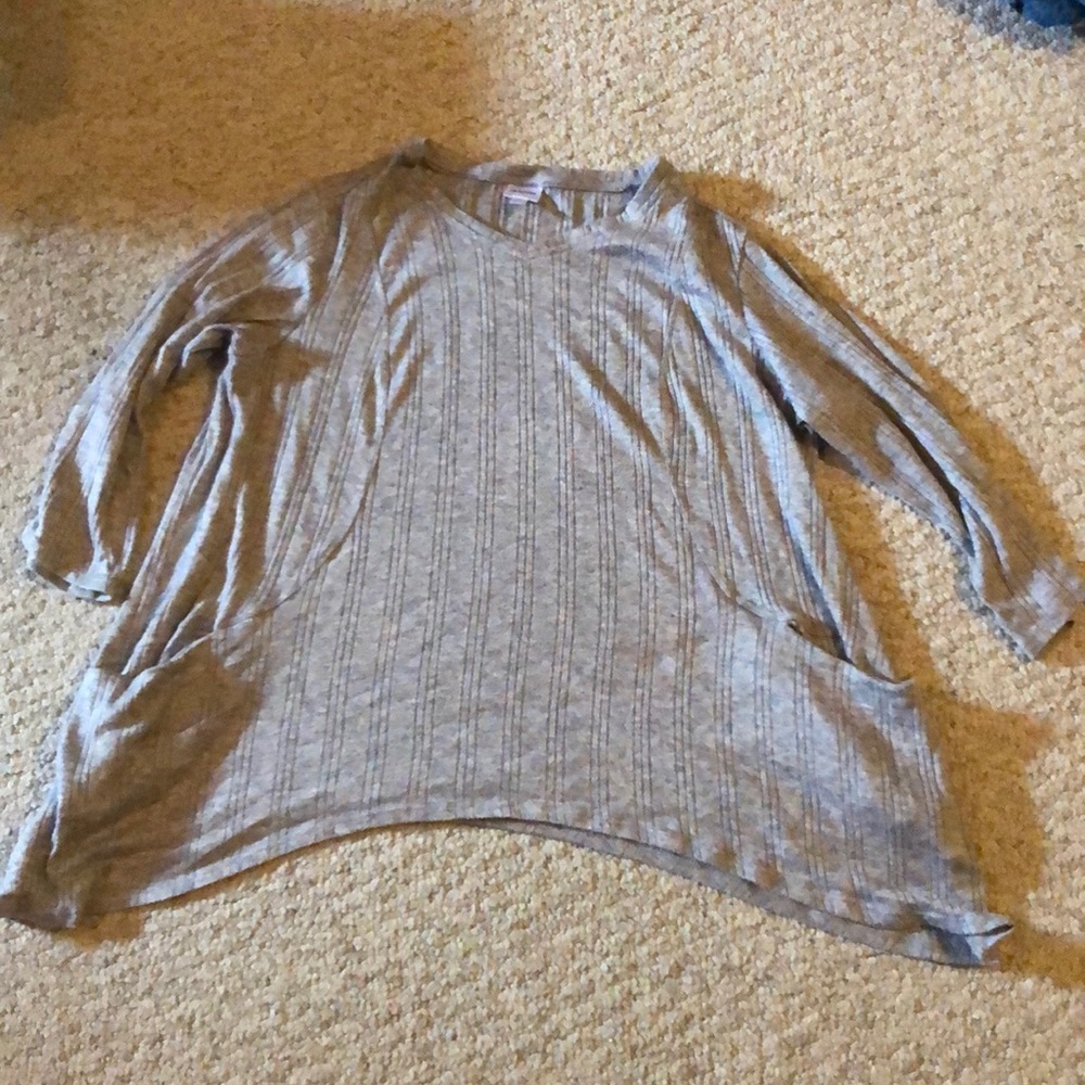 Women’s shirt
